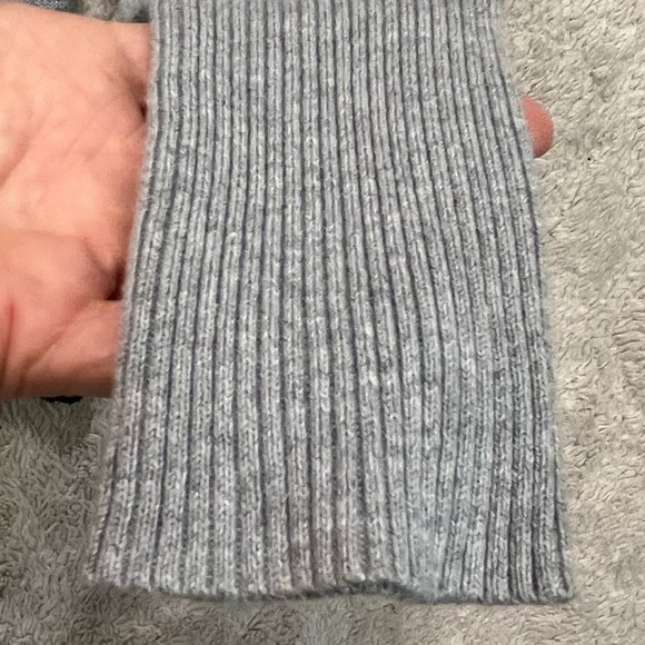 Princess Vera Wang Gray Button Cardigan Sweater Sz S Lace Hem Colorful Trim - Picture 8 of 16